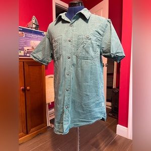 Women’s casual button down